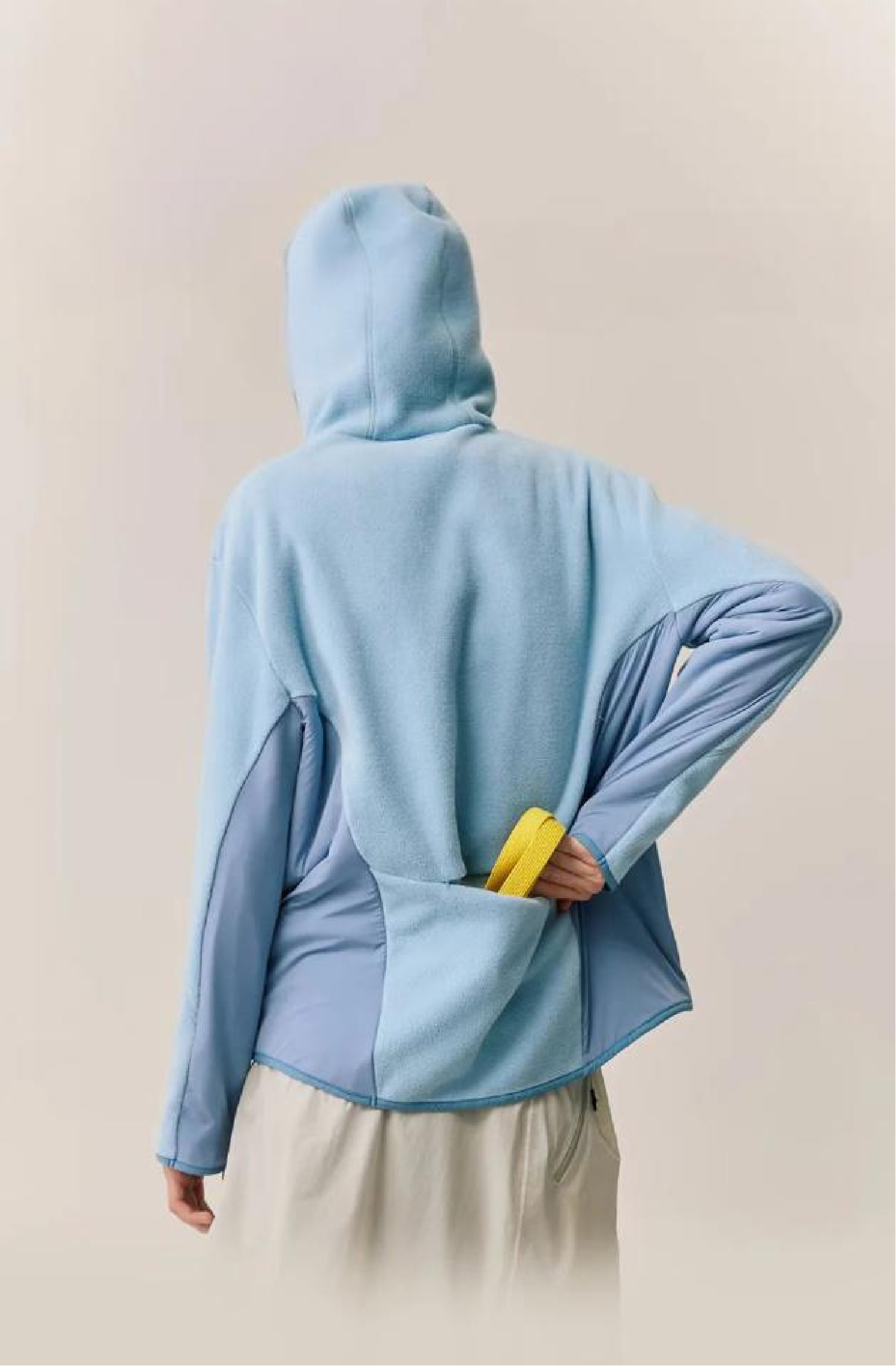 Person wearing Airytec fleece jacket